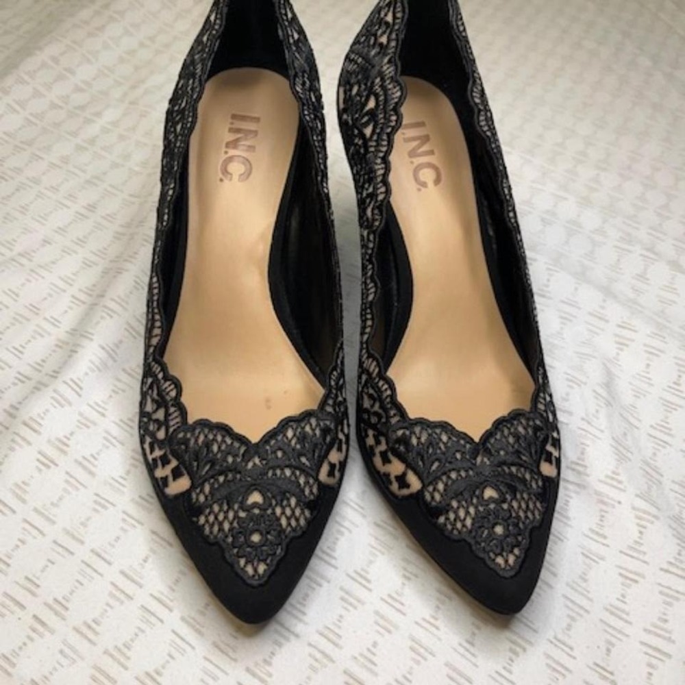 I.N.C. International Concepts Women's Zitah Pointed Toe Pumps Black Lace